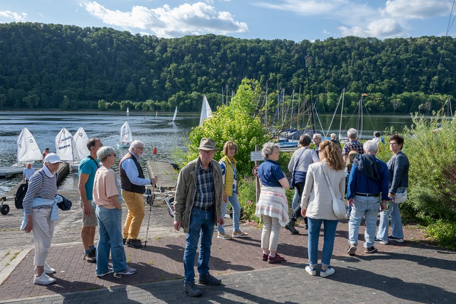 Wildkräuterführung mit Claudia Hoffmann