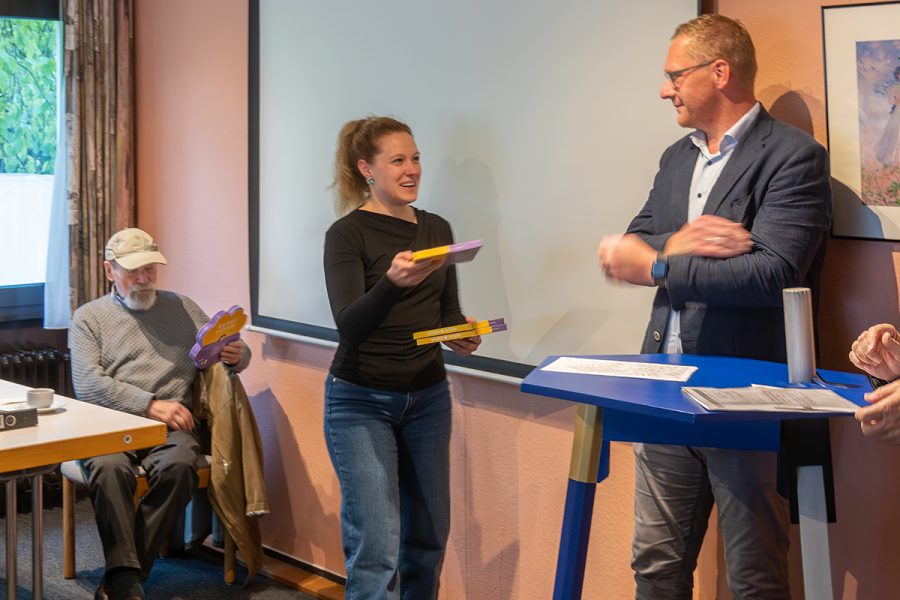 Der Blaue Tisch – Gartenvorstadt Hagen-Helfe